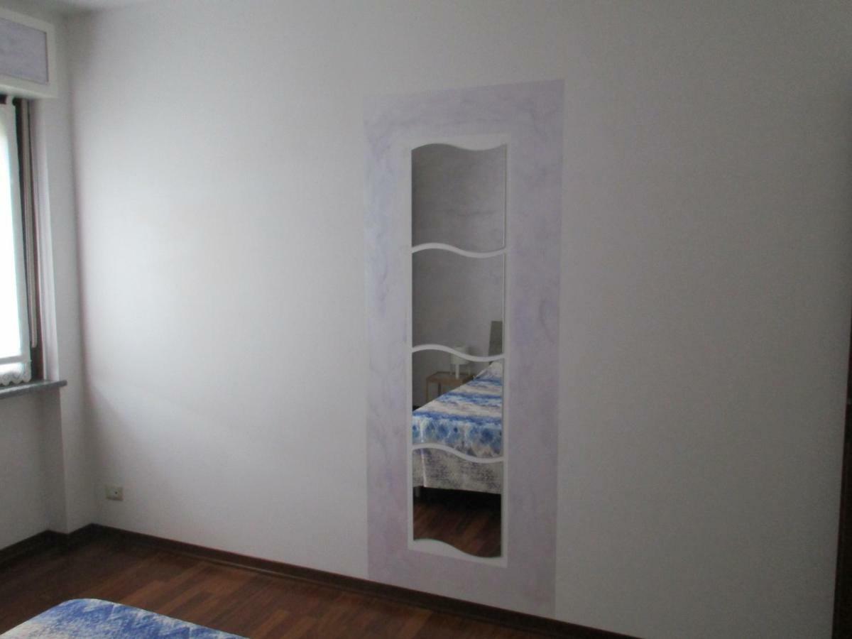 Red Rose Apartment Стреза Екстериор снимка