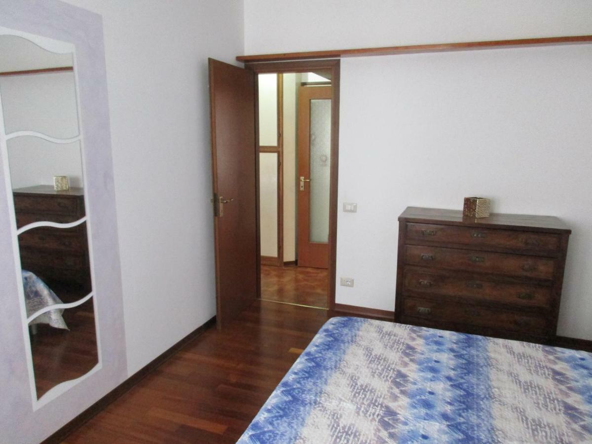 Red Rose Apartment Стреза Екстериор снимка