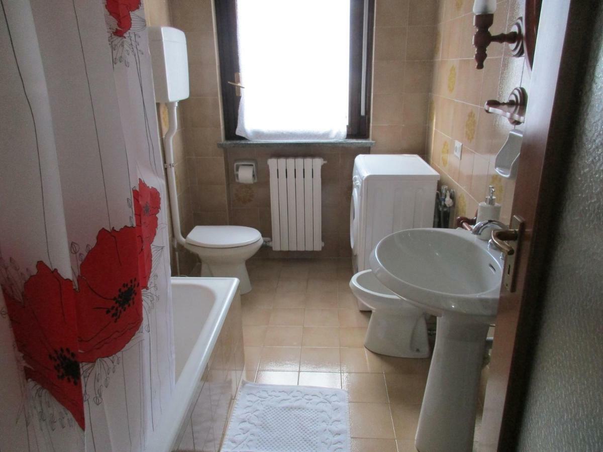 Red Rose Apartment Стреза Екстериор снимка